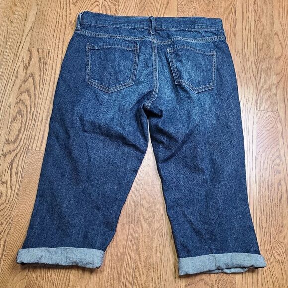 Old Navy The Diva Capri 8 - Picture 2 of 4